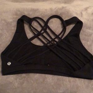Lululemon sports bra